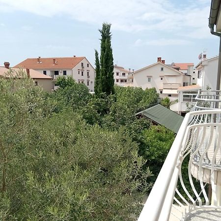 Ana Rooms Krk Town Extérieur photo