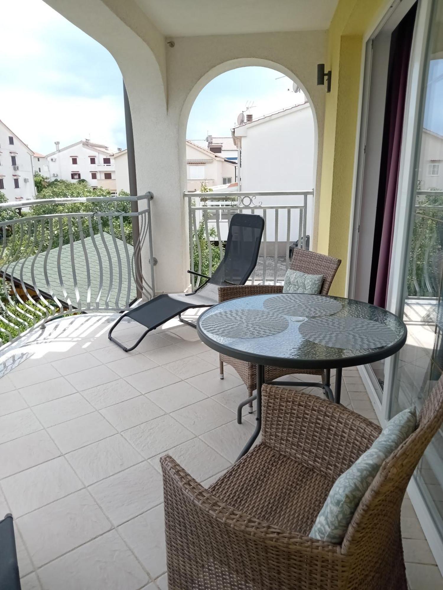 Ana Rooms Krk Town Extérieur photo